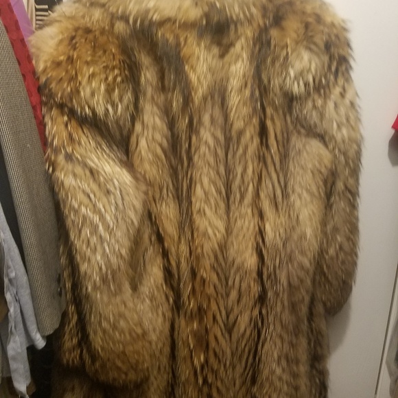 Fur coat - Picture 2 of 5
